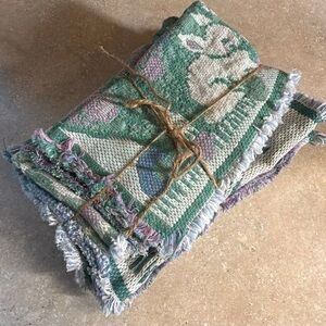 90s Park B Smith textured woven bunny & tulips table runner & 4 placemats